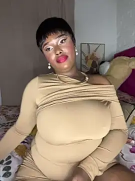 QUEEN_NOBUHLE_FEMDOM_777