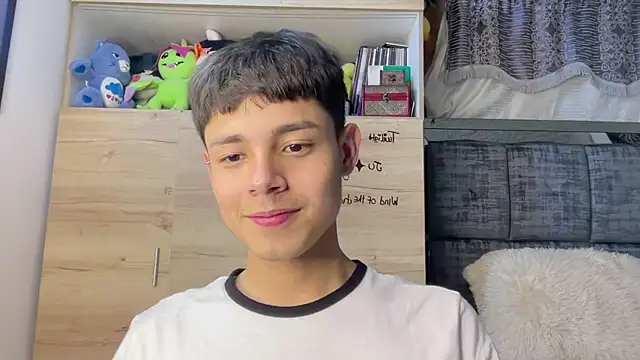 Andy_Belier23 live sex cam