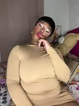 QUEEN_NOBUHLE_FEMDOM_777