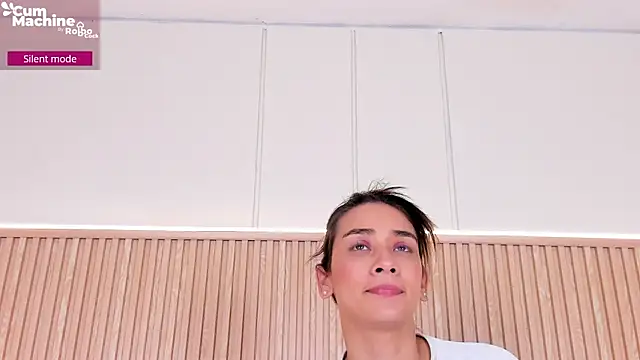 NahimiThompson webcam