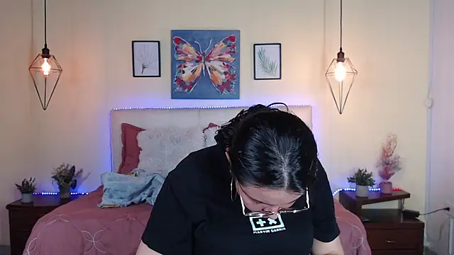 Megan_05_ webcam