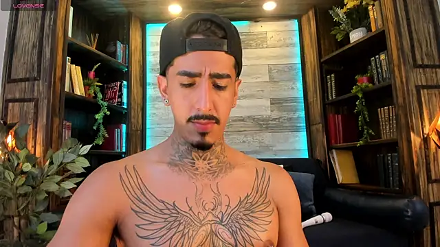 Donovan_Desmond webcam