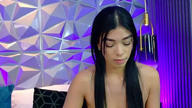 AshleyBaker1 webcam