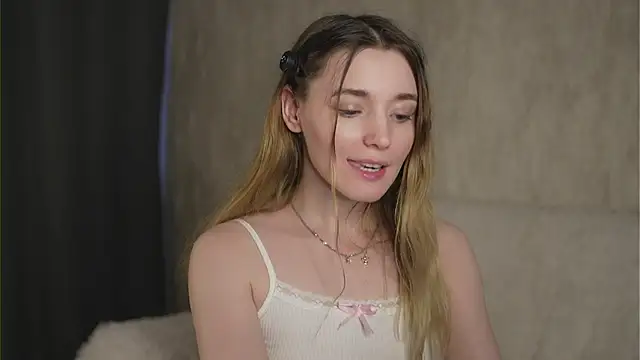 Miss-Angel_ webcam
