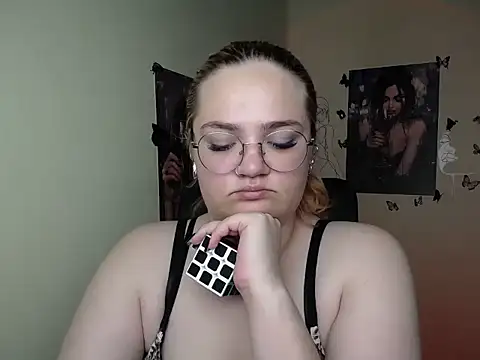RinaRiii webcam