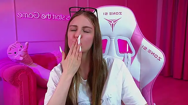SofiaSarvains webcam