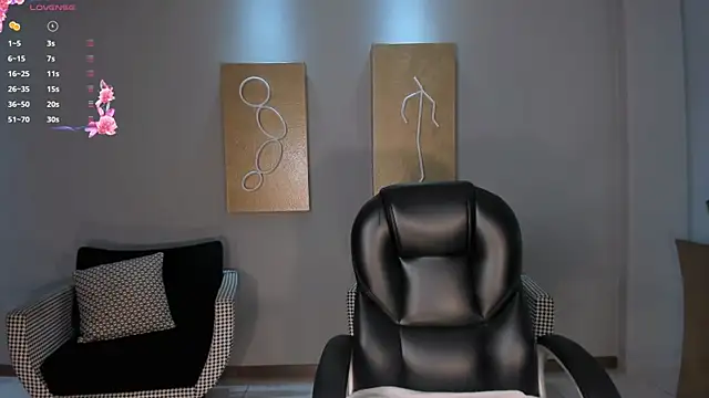 NinaMichelle webcam
