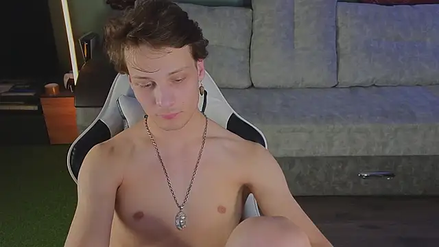 TeddyLiLboy webcam