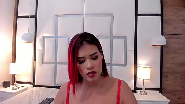 Watch KaseyRosse live on EroticFlix - High definition streams