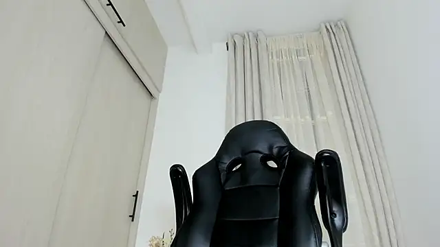 Biscuit_oliva webcam