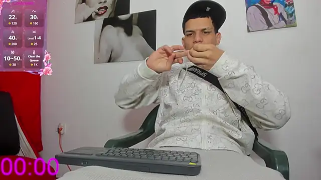big_hot_boy_ webcam