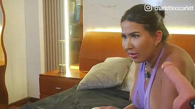 Watch charlottelover21 live on EroticFlix - High definition streams