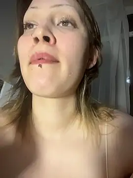 Watch EveSW live on EroticFlix - High definition streams