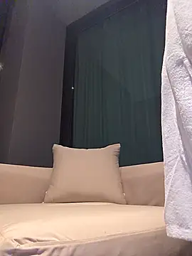 husbandandwifetobe live cam on StripChat