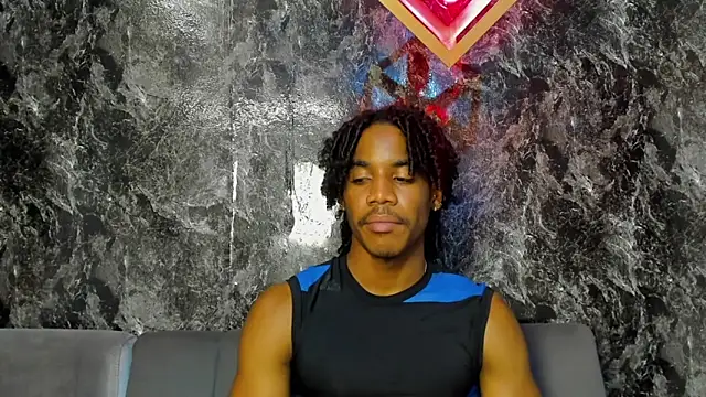 axel_silva4 live cam on StripChat