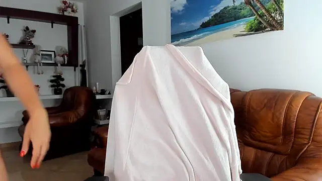HeavenAva webcam