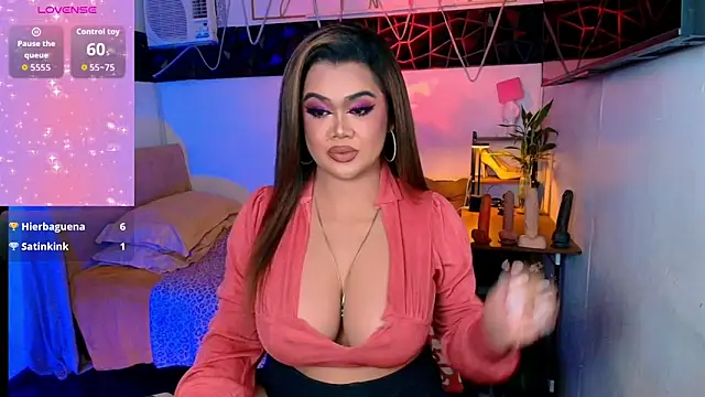 asiankatyhuge webcam