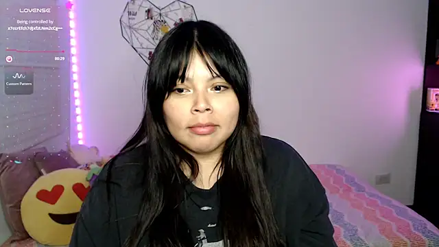 EllieMoonX webcam