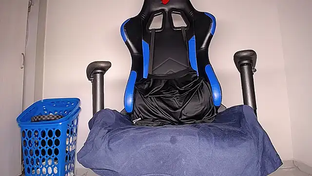 MAXJONES_2 webcam