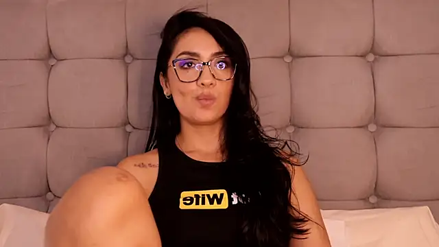 Watch ana_riveros live on EroticFlix - High definition streams