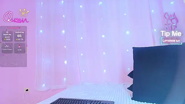 SunnyGilmoree webcam