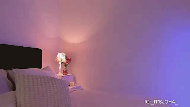 Lovinggirl_ webcam