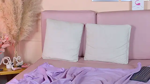 JazMaxxx webcam