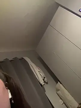 sexyBrunettex1