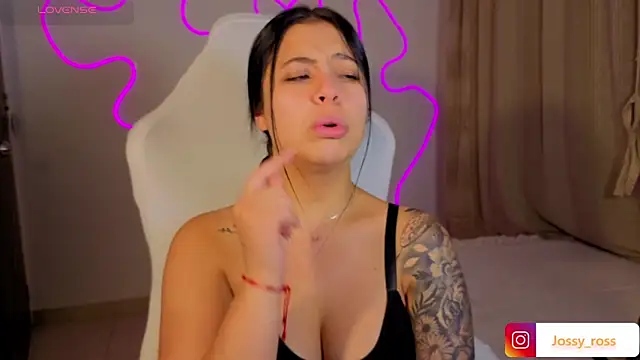 Victoryyy_ live cam on StripChat