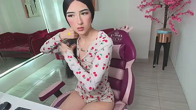 Emily_andrews webcam