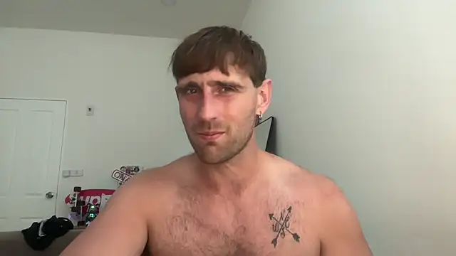 lukegunn (M young) - CUMSHOW @ GOALLL!!!