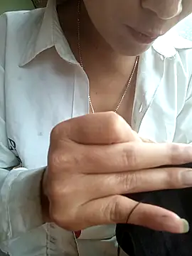 nangmo live cam on StripChat