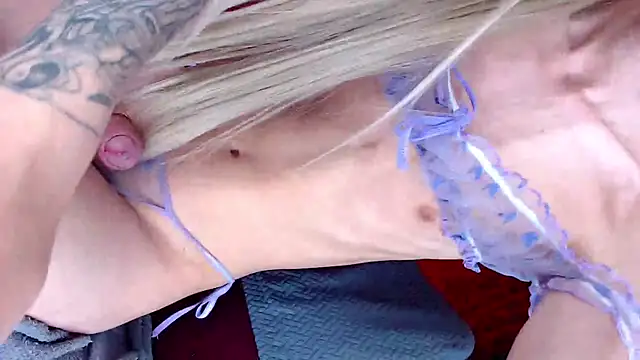 abrilbigcock webcam