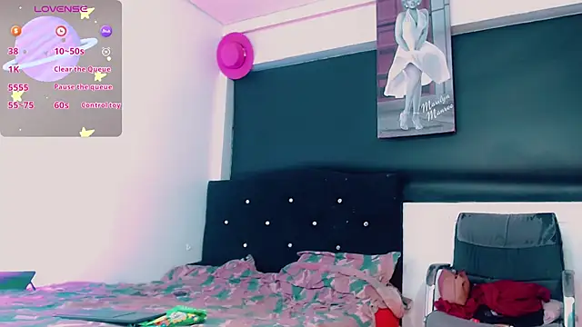 Kendall_hornyy webcam