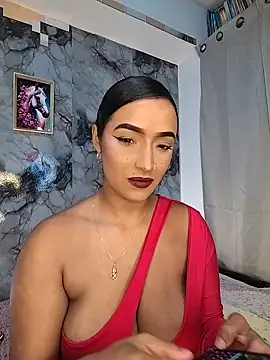 Shantal_Lovee