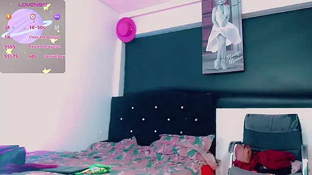 Kendall_hornyy webcam