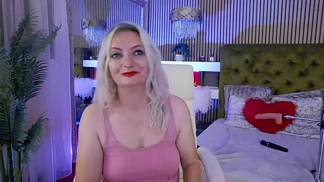 LadyTouch webcam