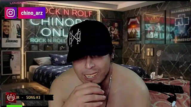 chino_roz webcam