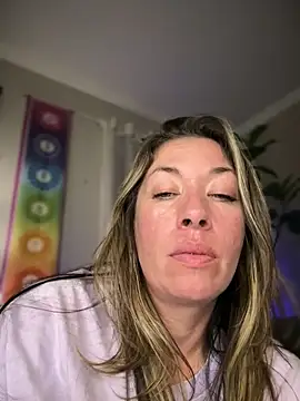 MiraKisss