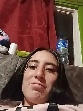 Doll_Hot22 live sex cam
