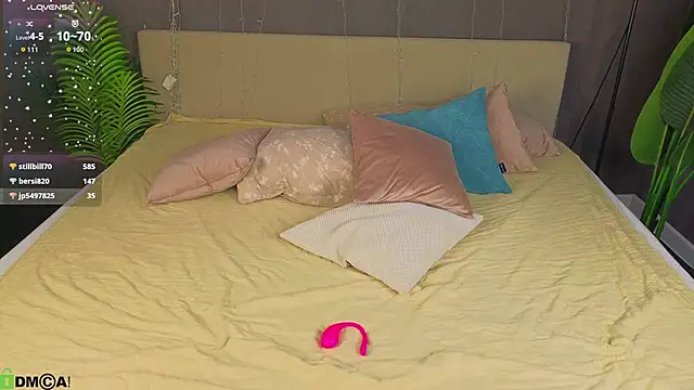 Mollly_Rouge