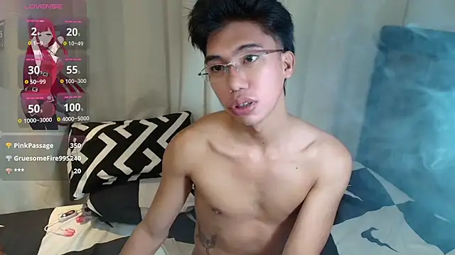 Ur_pinoyhotbrix webcam