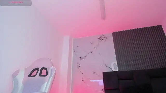 Chloemuaak webcam
