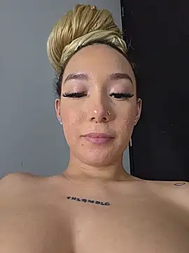 alaia_princess webcam