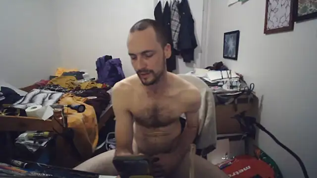 JohnnyMoves webcam