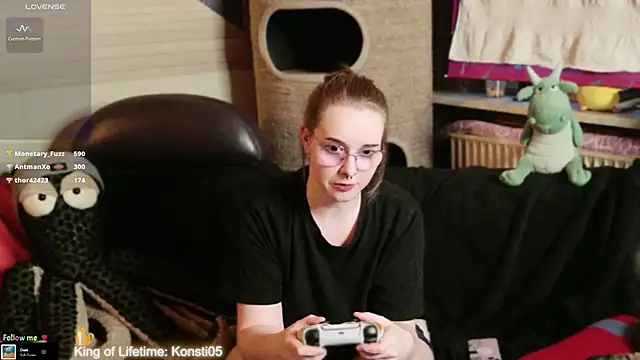 GamerGirl_Eve