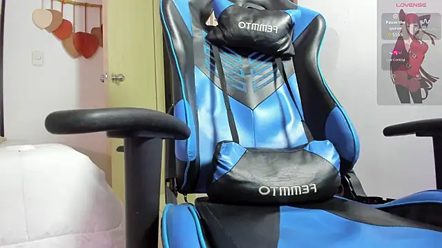 mateoleonee webcam