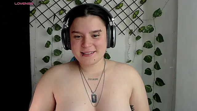 Nika_1_ webcam