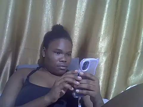 lovelymeli2 webcam