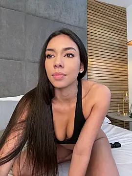 EllaSanz_ webcam